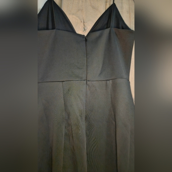 SHOWPO Big Ideas Midi Dress In Black. Size 4 NWT - Picture 11 of 15